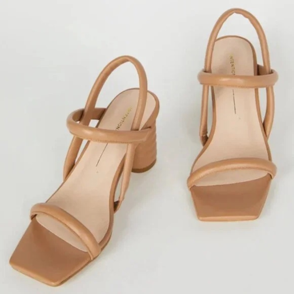 Urban Outfitters Tan Leather Strappy Block Heel Sandal